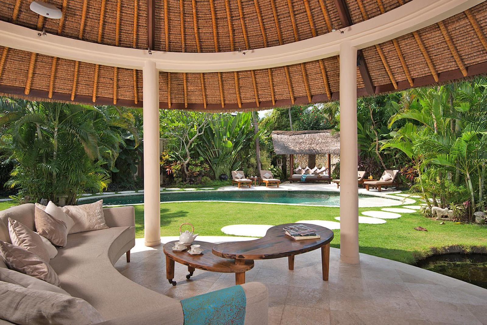 Villa Kubu Seminyak 外观 照片