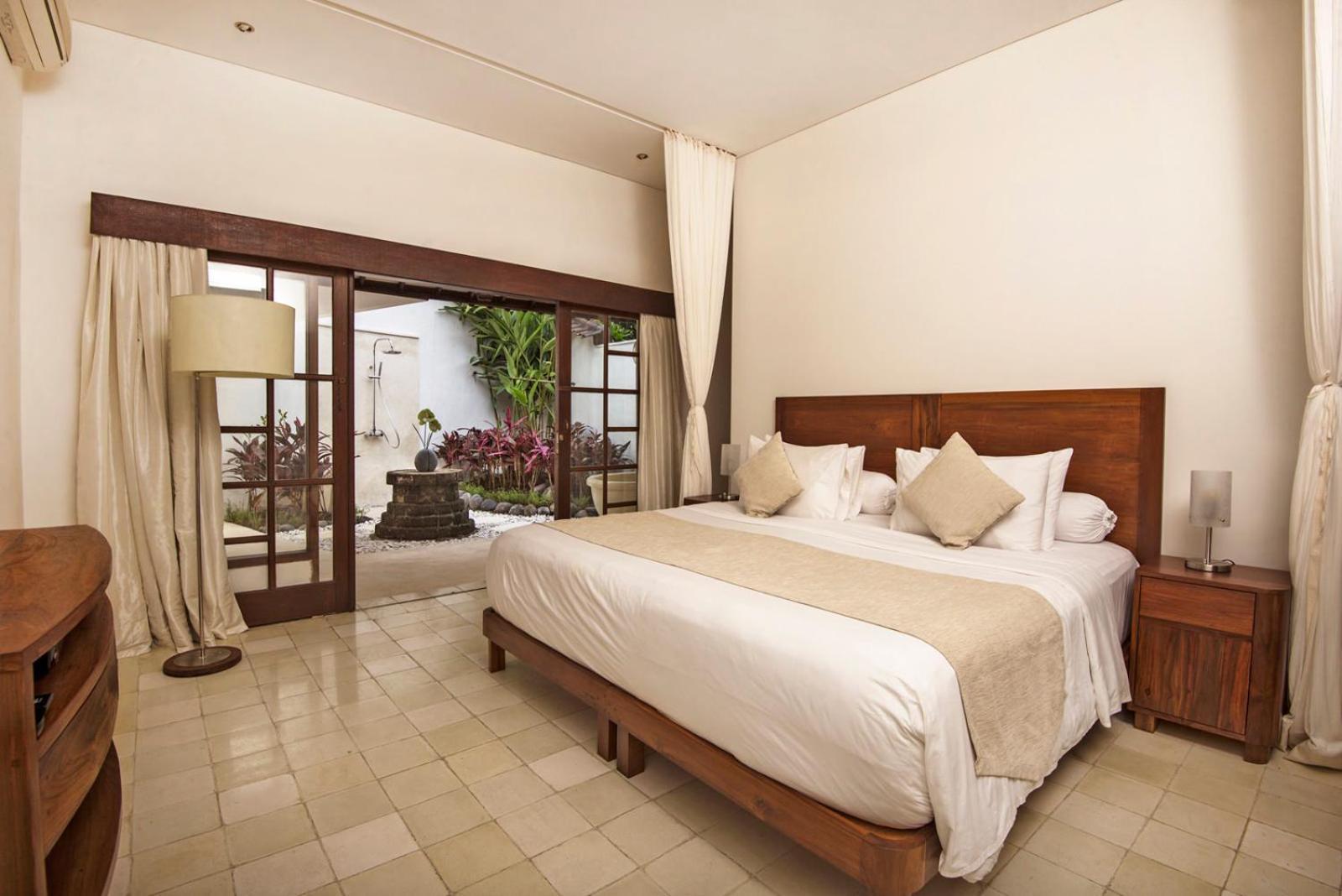 Villa Kubu Seminyak 外观 照片